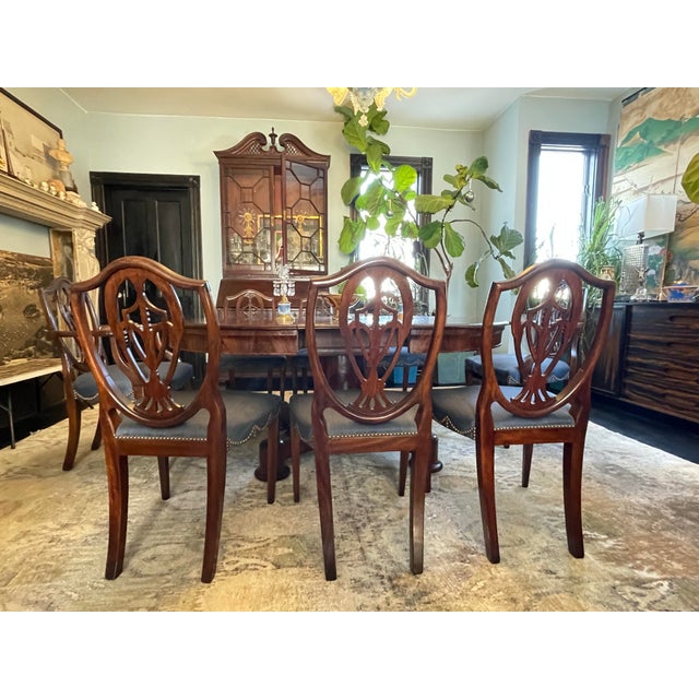 Late 19th Century Late 19th Century A Set of 8 Hepplewhite Dining Chairs, Mahogany For Sale - Image 5 of 11