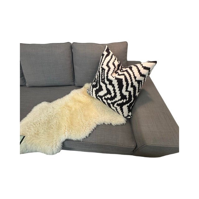 2010s 2011 Minotti Williams Large Grey 117” Sofa by Rodolfo Dordoni For Sale - Image 5 of 6