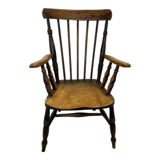 Antique Early American Spindle Back Windsor Arm Chair - Circa 1880 For Sale