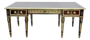 1960s Superb Quality Antique Style Louis XVI Style Bureau Plat Large Leather Top Desk