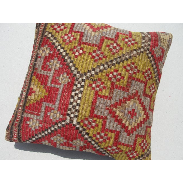 Made from old turkish kilims Back side cotton and has closed with a solid hidden zipper size:16" x 16" It is ready to use....