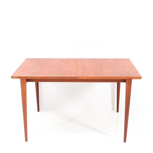 Mid-Century Modern Extending Dining Table in Teak by Henry Rosengren Hansen for Brande Møbelindustri For Sale - Image 11 of 12