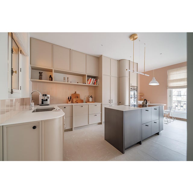 Linear Light LO015 Pendant Light in Satin Brass by Naama Hofman For Sale - Image 10 of 12