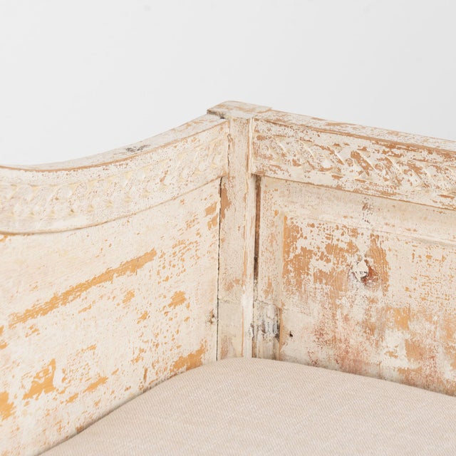 19th Century Swedish Antique White Painted Pine Gustavian Bench With Griffins For Sale - Image 14 of 17