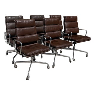 Eames Soft Pad Chairs for Herman Miller Model Ea420l For Sale