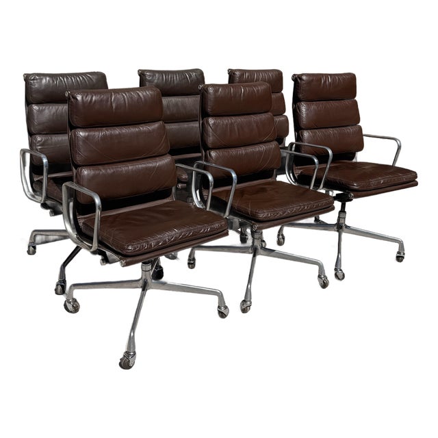Eames Soft Pad Chairs for Herman Miller Model Ea420l For Sale