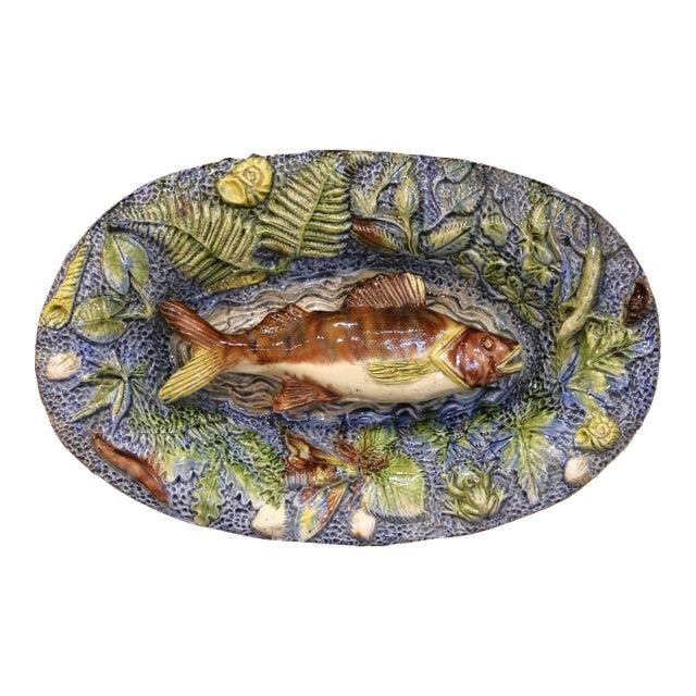 19th Century French Hand Painted Ceramic Barbotine Fish Platter Palissy Style For Sale