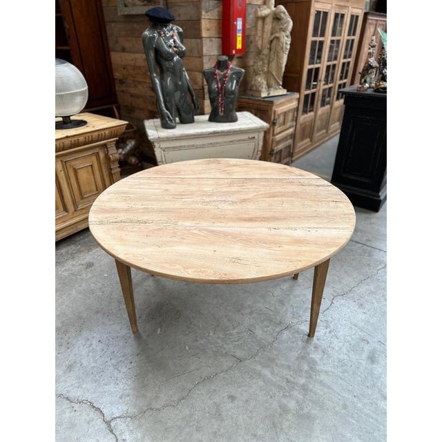 Early 20th Century Round Elm Table For Sale - Image 4 of 11