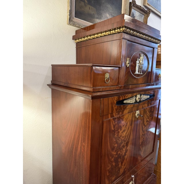 Neoclassical Fall-Front Secretaire Cabinet in Mahogany, 1780 For Sale - Image 14 of 15