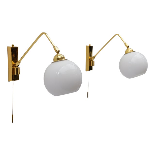Mid-Century Modern Wall Lamps in Brass and Milk Glass, 1960s, Set of 2 For Sale