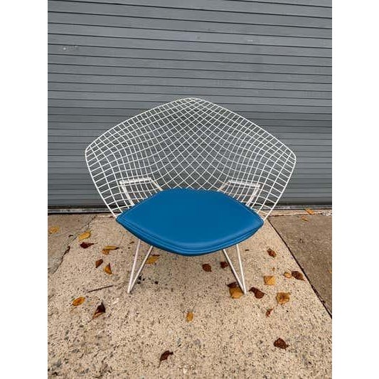 Bertoia for Knoll Small Diamond Chairs, Mid-Century Modern, USA For Sale - Image 10 of 10