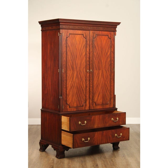 Traditional Henkel Harris Georgian Style Mahogany Armoire For Sale - Image 3 of 18