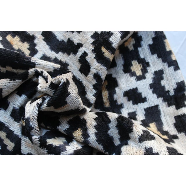 Textile Contemporary Silk Velvet Ikat Pillow Cover Bohemian Pillow For Sale - Image 7 of 9