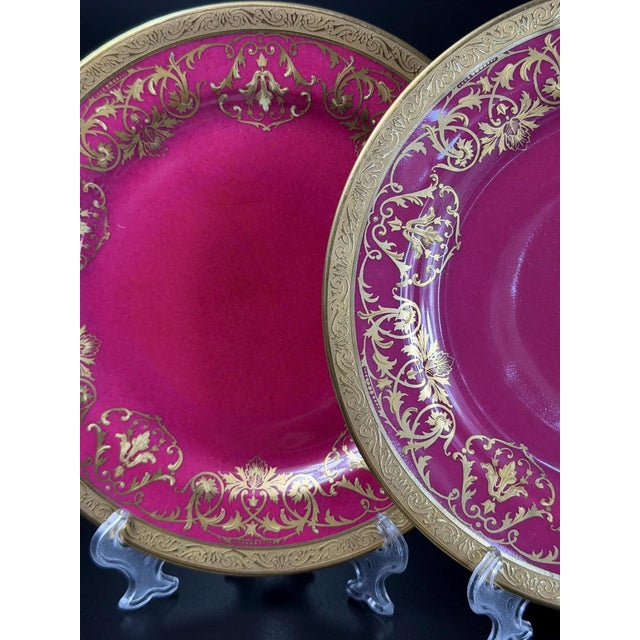 French Crimson & Gilt Porcelain Cabinet Plates from WG Co Limoges, 1890s, Set of 2 For Sale - Image 9 of 17