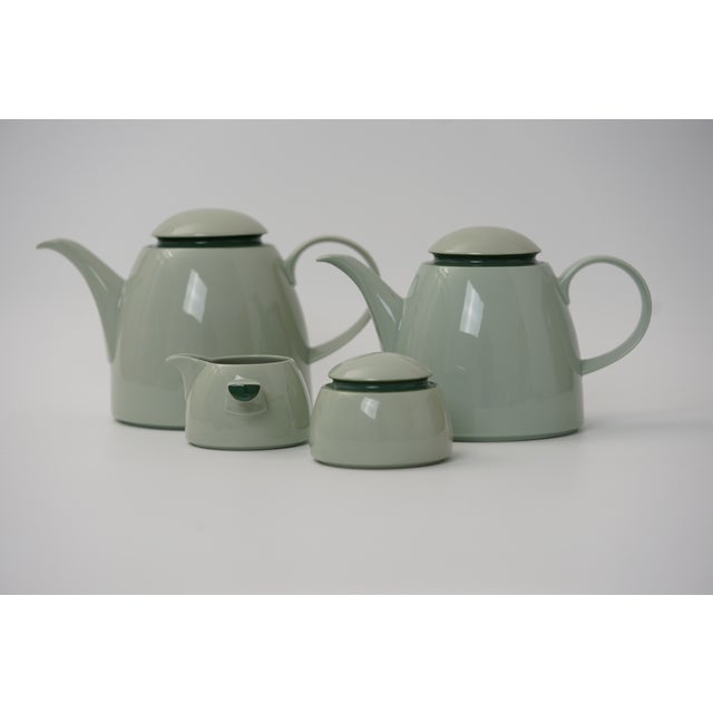 Ceramic Shape 680 Selecta Decor S-117 in Celadon Green Tea Service by Ernst August Sundermann for Fürstenberg, 1970s, Set of 45 For Sale - Image 7 of 18