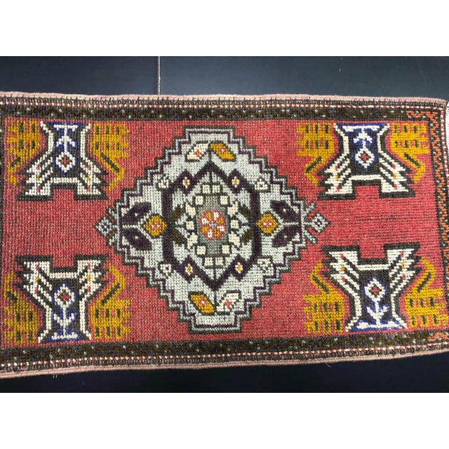 1960s Red Handmade Wool Small Rug, 1960s For Sale - Image 5 of 6