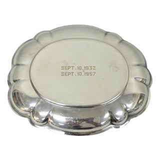 Vintage Gorham Yc 644 Engraved Silver Plated Small Scalloped Serving Dish For Sale