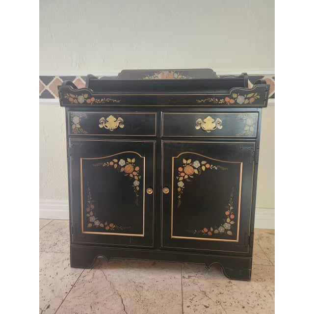 Ethan Allen Vintage Hitchcock Stenciled Dry Sink Cabinet/Cupboard For Sale - Image 9 of 12
