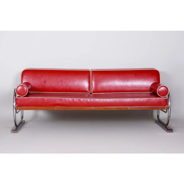 Bauhaus Red Sofa in Chrome-Plated Steel & High Quality Leather attributed to Robert Slezák, Czech, 1930s For Sale - Image 6 of 10