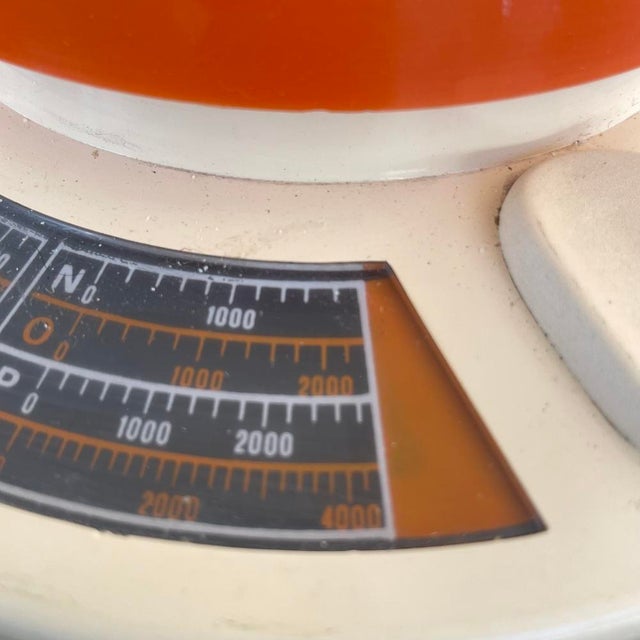 Plastic Space Age Orange Flying Saucer Mechanical Kitchen Scale with Calorie Counter from Vipo, 1970s For Sale - Image 7 of 10