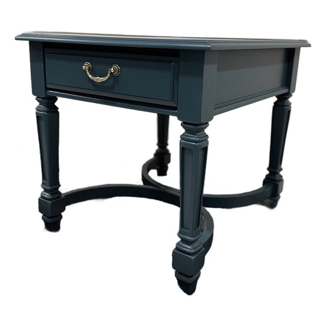 1990s Beautifully Restored End Table / Accent Table For Sale