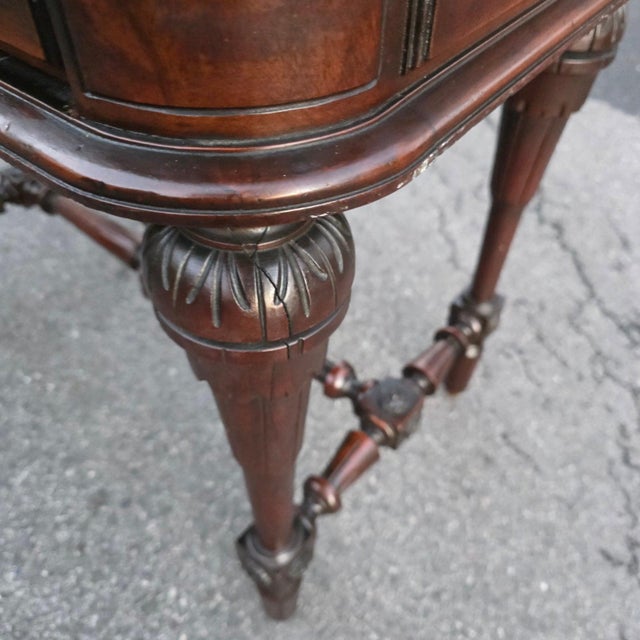 Wood Antique 19th Century English William IV–period Mahogany Writing Table For Sale - Image 7 of 15