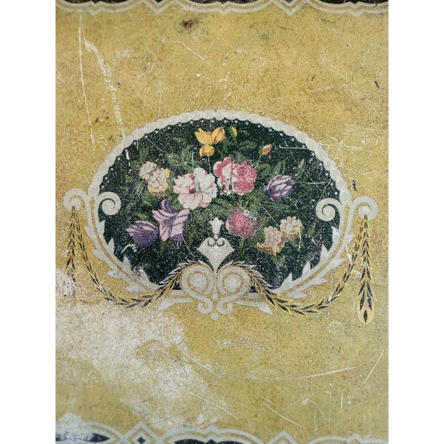 Metal Large Antique National Biscuit Company Uneeda Floral Advertising Tin For Sale - Image 7 of 10