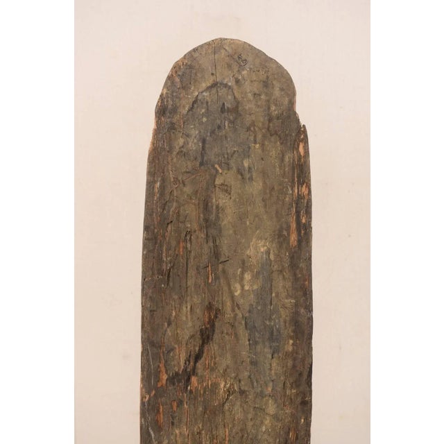 Mid 20th Century Oceanic War Shield, Papua New Guinea For Sale - Image 9 of 12