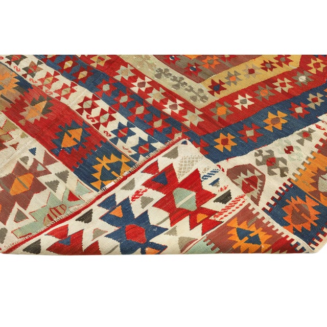 Mid 20th Century Antique Turkish Aydın Kilim Rug For Sale - Image 4 of 6