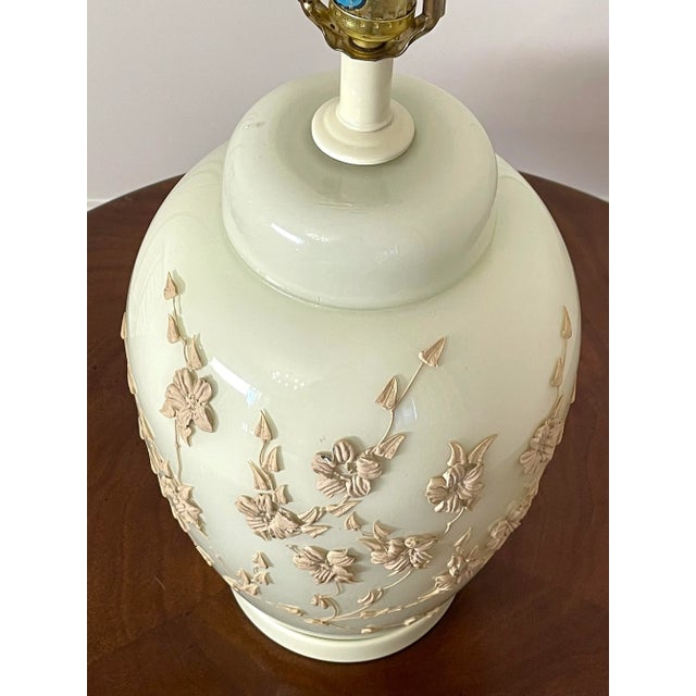 Chinoiserie Style Floral Antique White Ceramic Table Lamp For Sale In Houston - Image 6 of 10
