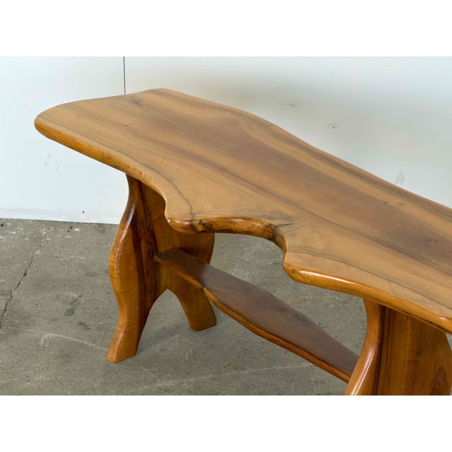 Sculptural Live-Edge Bench in Walnut, 1990s For Sale - Image 3 of 7