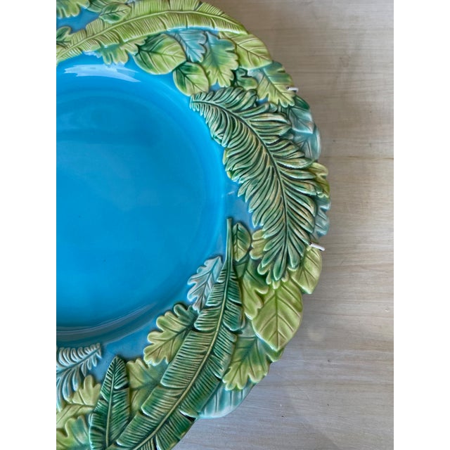 Transitional 1990s Mottahedeh Palm Rimmed Plate For Sale - Image 3 of 7