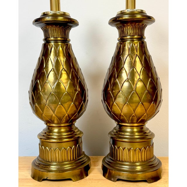 Gold Pair of Hollywood Regency Brass Artichoke Table Lamps by Stiffel, 1960s For Sale - Image 8 of 15