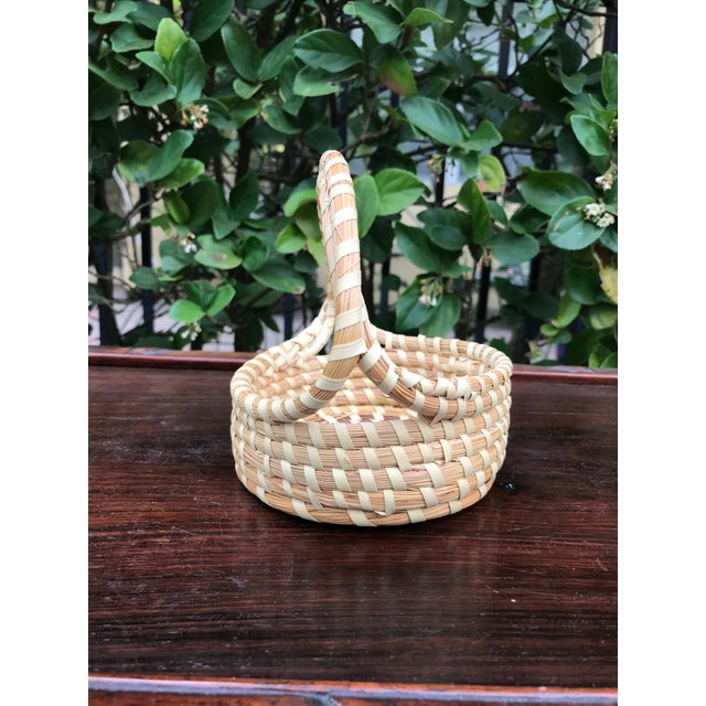 Vintage Handmade Charleston Gullah Sweetgrass Basket Chairish
