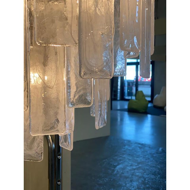 Strips Alabaster Listelli Murano Glass Chandelier by Simoeng For Sale - Image 6 of 11