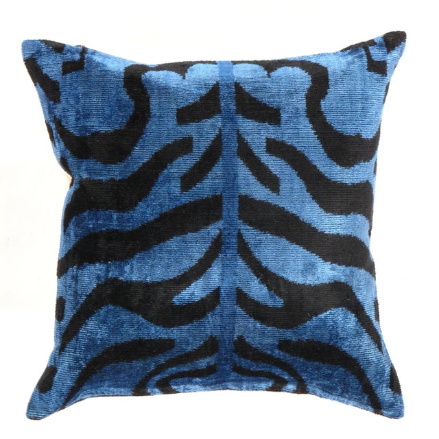 Contemporary Contemporary Decorative Accent Handmade Ikat Pillow For Sale - Image 3 of 5