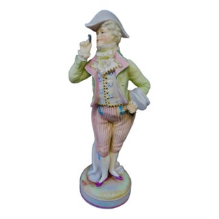 19th Century French Porcelain Gentleman Figurine For Sale