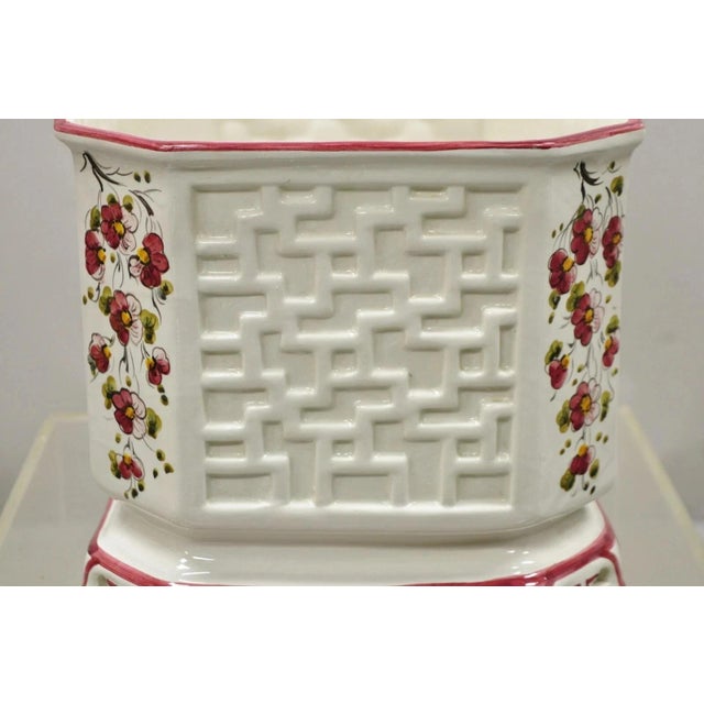 Chinoiserie Vintage Chinoiserie Italian Porcelain Lattice Fretwork Pink Flower Planter Pot For Sale - Image 3 of 8