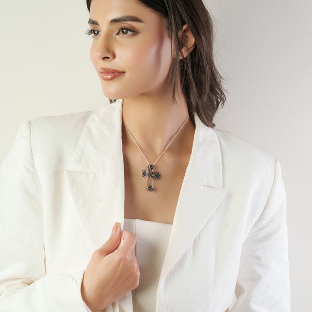 Metal Antique-Style Silver Cross Brooch Cum Pendant With Emeralds & Diamonds For Sale - Image 7 of 12