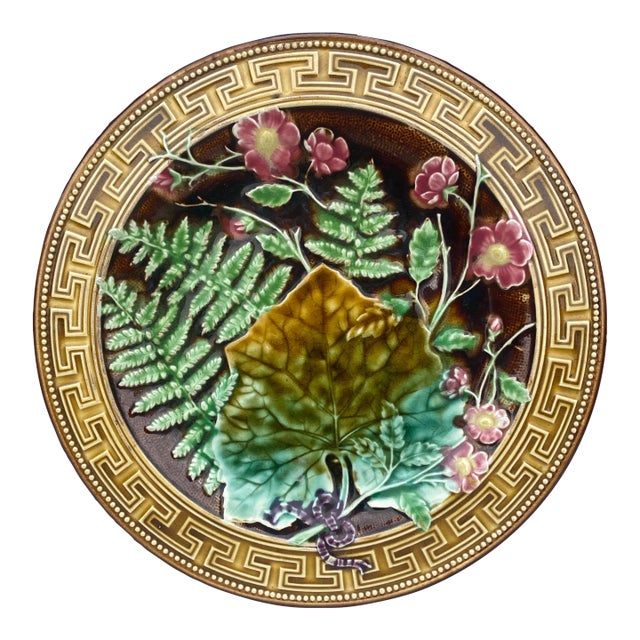 19th Century Majolica Leaves and Pink Flowers Plate Choisy Le Roi For Sale
