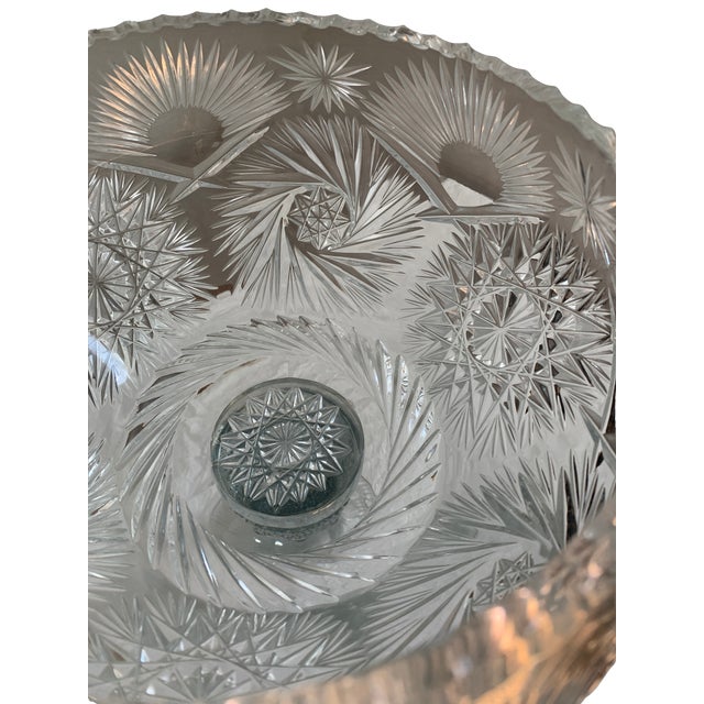 Early 20th Century Early 20th-Century Eastern European Hand-Cut Crystal Starburst Pedestal Compote Centerpiece For Sale - Image 5 of 15