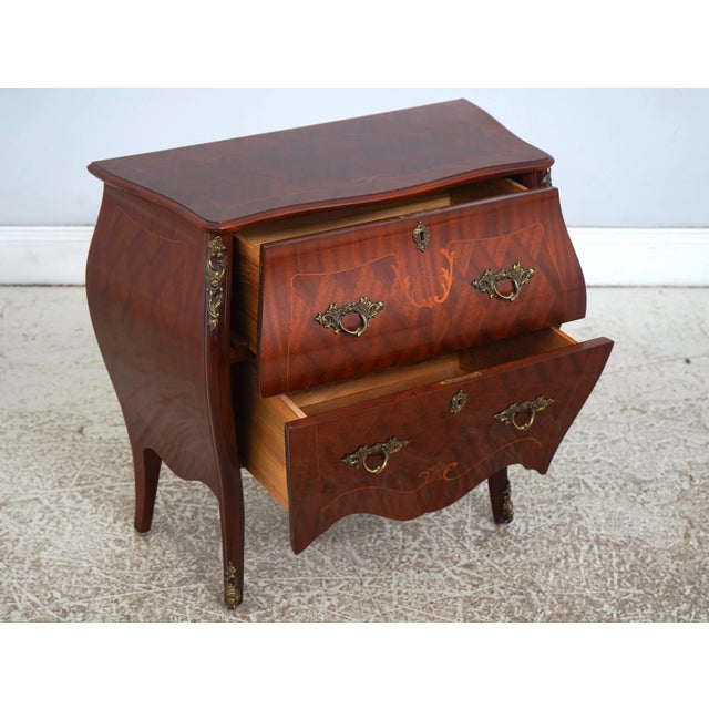 French French Style Inlaid Mahogany Bombe Chest Commode For Sale - Image 3 of 17