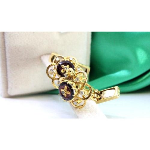 Metal Gold Cufflinks with Onyx and Brilliant-Cut Diamonds, Set of 2 For Sale - Image 7 of 8