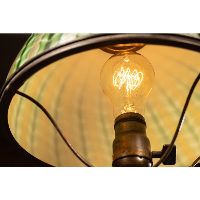 1900s Art Nouveau Edward Miller Art Nouveau Art Glass Table Lamp For Sale In Chicago - Image 6 of 10
