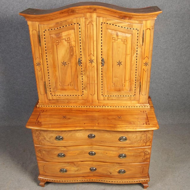 Brown Antique Baroque Cabinet in Walnut, 1790 For Sale - Image 8 of 18
