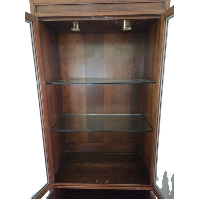 1980s Ethan Allen Canova Campaign Hutch Curio China Cabinet Display Shelf For Sale - Image 15 of 17