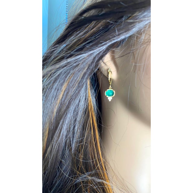 14k Yellow Gold Colombian Cabochon Emerald and Diamond Lever Back Hoop Earrings - 2 Pieces For Sale In New York - Image 6 of 10