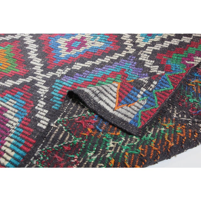 Vintage Anatolian Cicim Kilim With Diamond Motifs – Handwoven Tribal Flatweave -6' 4'' X 8' 4'' For Sale - Image 12 of 13