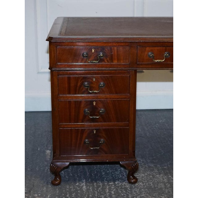 Burgundy Embossed Leather Top Twin Pedestal Desk from Globe Wernicke For Sale - Image 6 of 18