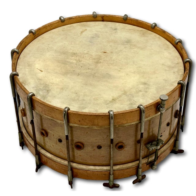 Fine Quality Antique American Wood Snare Drum by Warburg & Co. Worcester Massachusetts Circa Early 1900s - Decorative For Sale - Image 4 of 18